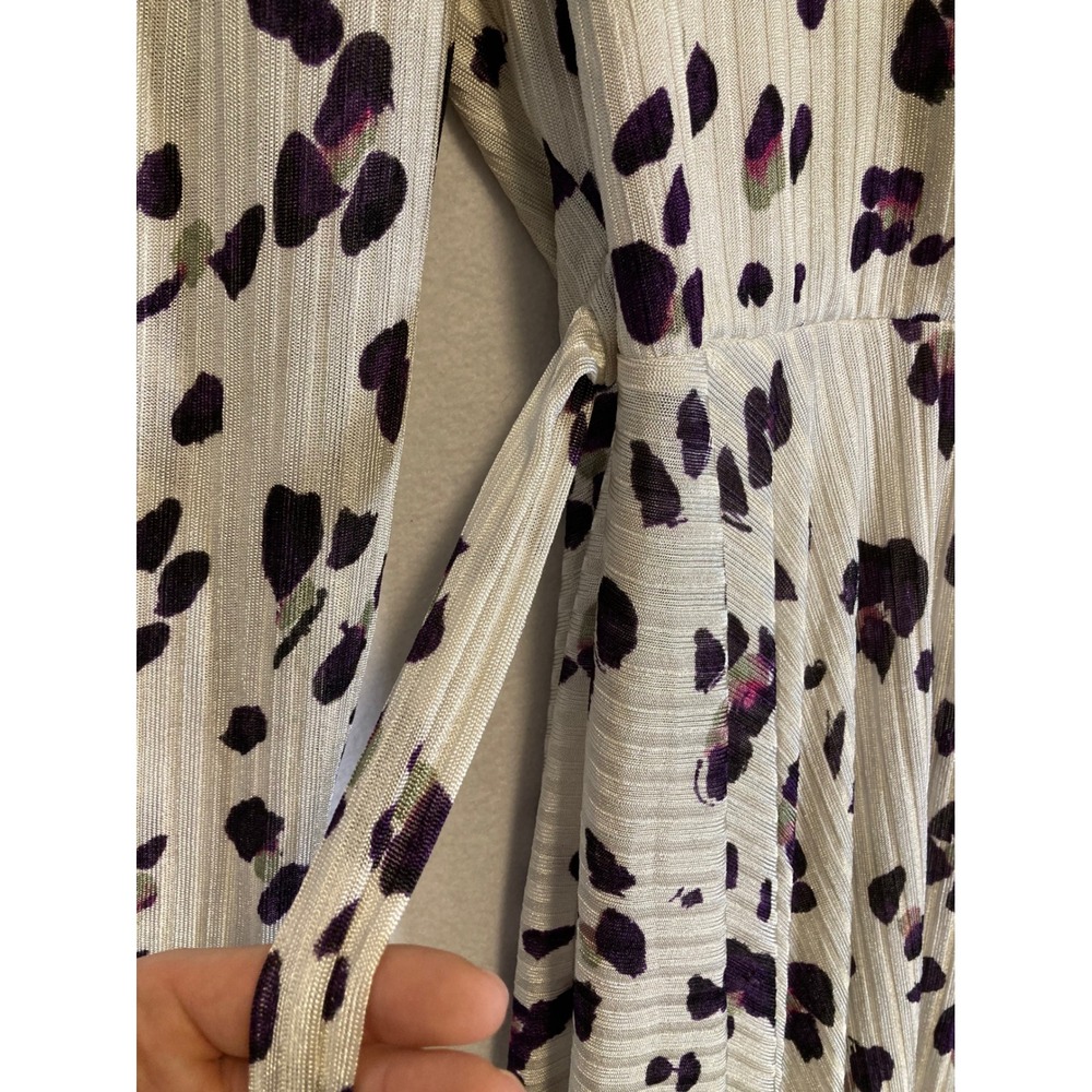 Whimsical Abstract Print Wrap Dress Women Size Small Cream Purple Handkerchief - Picture 5 of 11